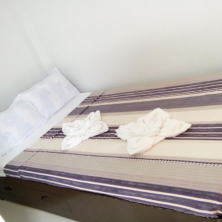 Chelle'S Apartelle - Inn Эль-Нидо Экстерьер фото